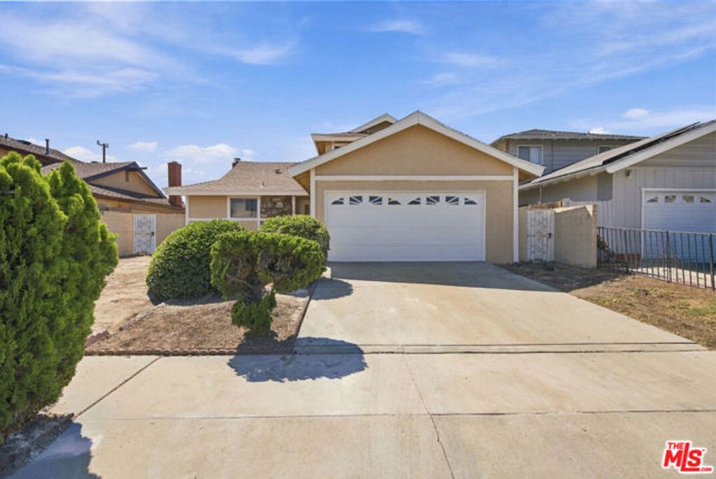 19431 Scobey Avenue, Carson, CA 90746
