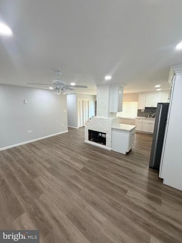 89 TIMBER LN, Levittown, PA 19054