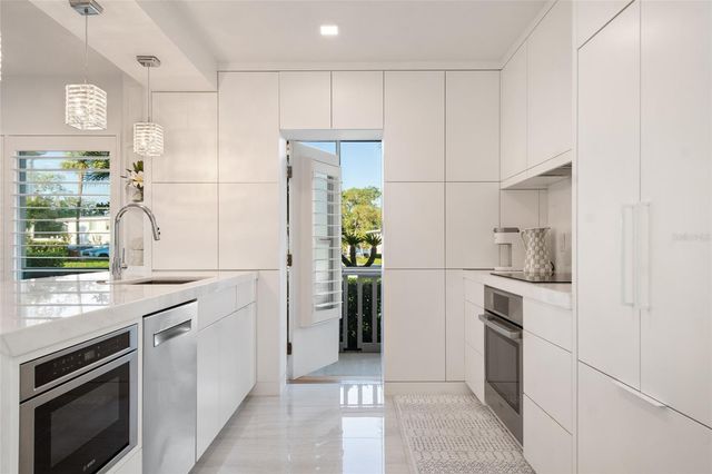 1140 S ORLANDO AVENUE F8, Maitland, FL 32751