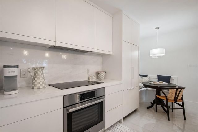 1140 S ORLANDO AVENUE F8, Maitland, FL 32751