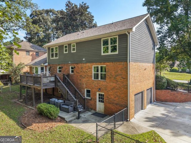 831 Montego Way SW, Lilburn, GA 30047