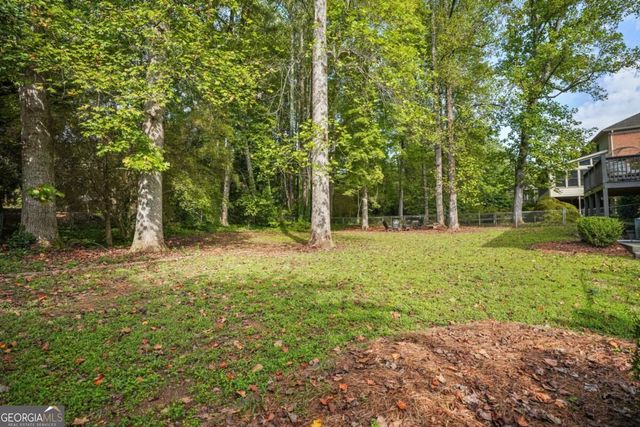 831 Montego Way SW, Lilburn, GA 30047
