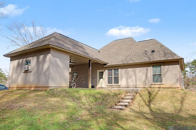 15534 Delmar Ln, Walker, LA 70785