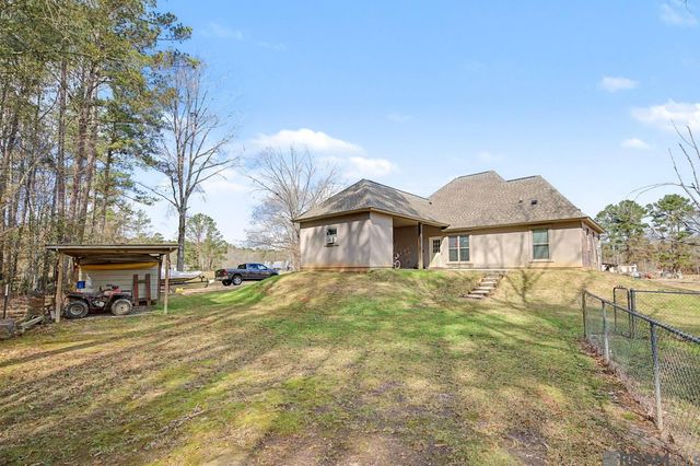 15534 Delmar Ln, Walker, LA 70785