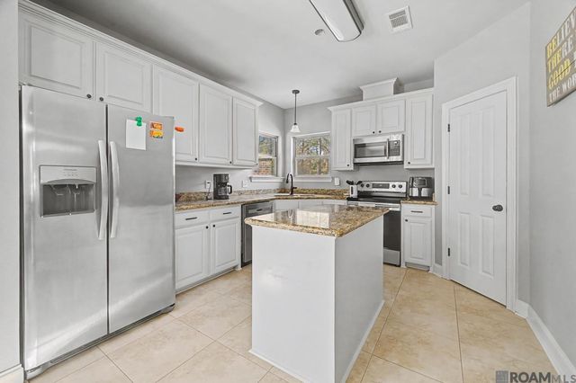 15534 Delmar Ln, Walker, LA 70785