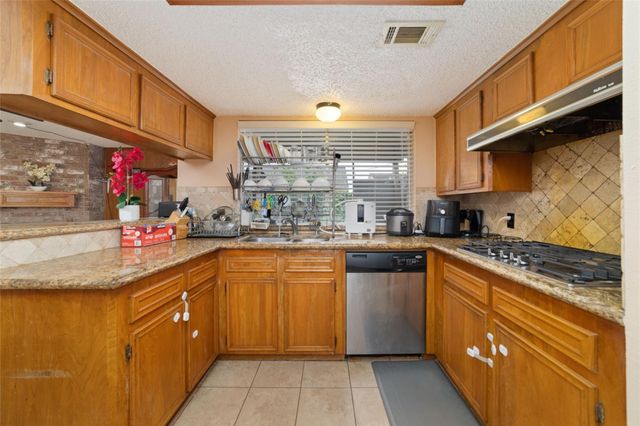 16715 Britford, Houston, TX 77084