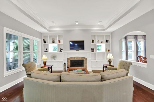 15726 Bethpage Trail, Carmel, IN 46033