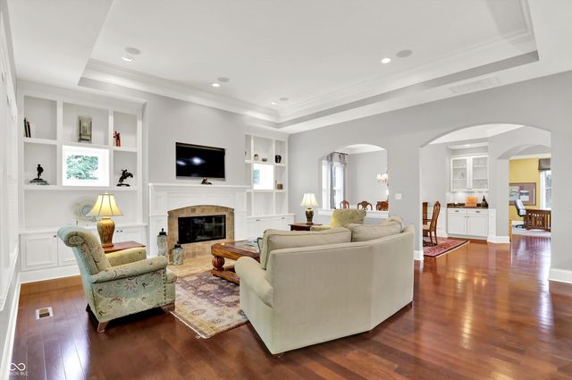 15726 Bethpage Trail, Carmel, IN 46033