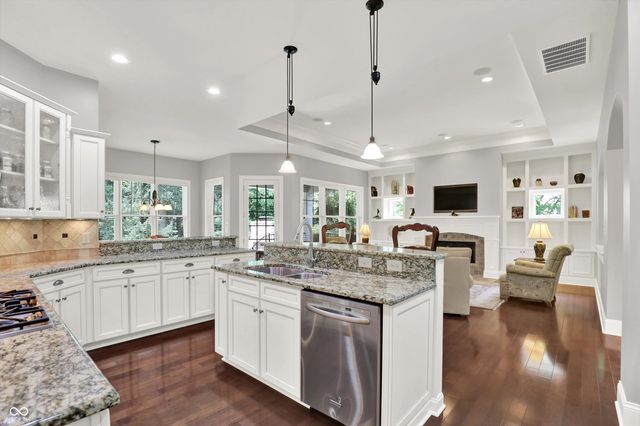 15726 Bethpage Trail, Carmel, IN 46033