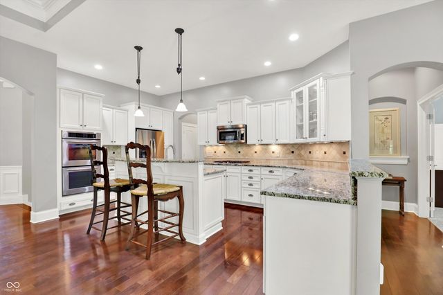 15726 Bethpage Trail, Carmel, IN 46033