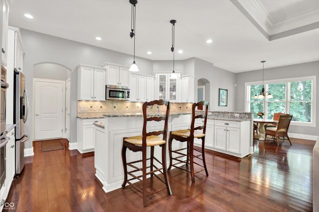 15726 Bethpage Trail, Carmel, IN 46033