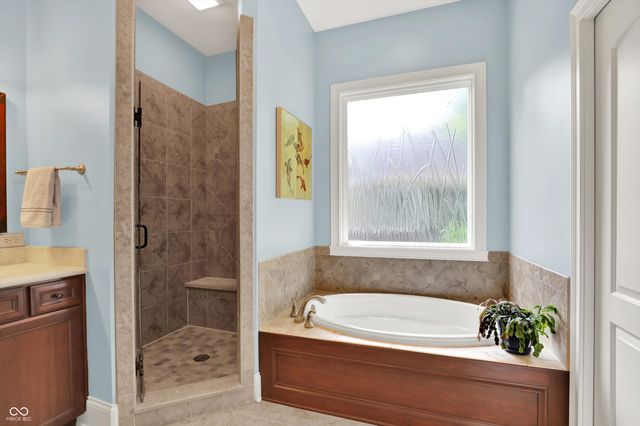 15726 Bethpage Trail, Carmel, IN 46033