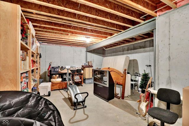 15726 Bethpage Trail, Carmel, IN 46033