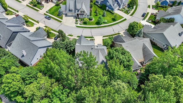 15726 Bethpage Trail, Carmel, IN 46033