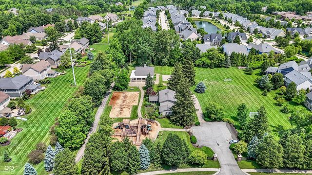 15726 Bethpage Trail, Carmel, IN 46033