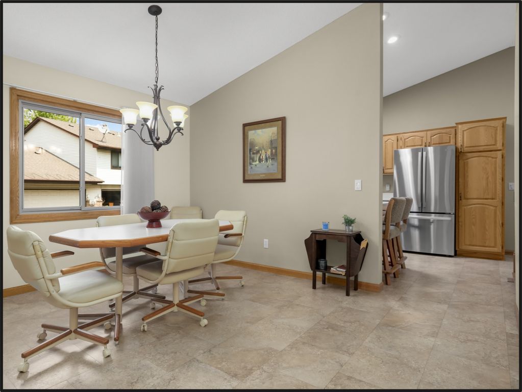 8709 Forestview Lane N, Maple Grove, MN 55369 — photo 4