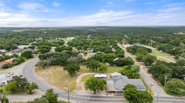 300 E Elm Street, Glen Rose, TX 76043