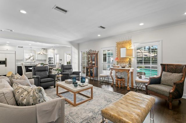 15007 CANCUN PLACE, Tampa, FL 33618