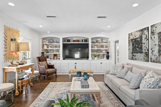 15007 CANCUN PLACE, Tampa, FL 33618