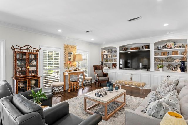 15007 CANCUN PLACE, Tampa, FL 33618