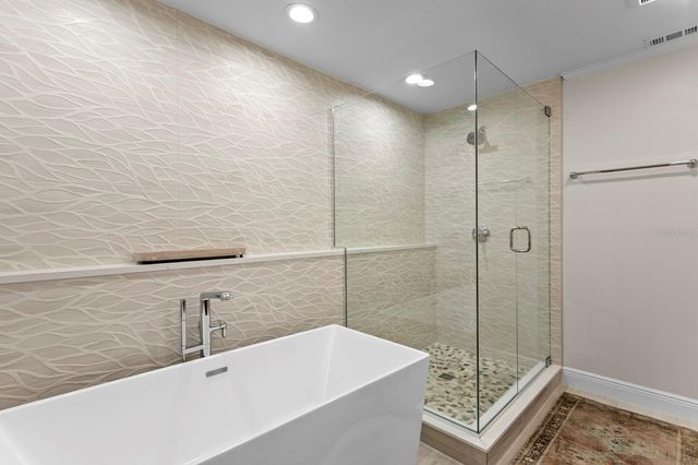 15007 CANCUN PLACE, Tampa, FL 33618