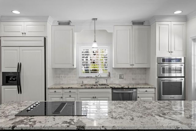 15007 CANCUN PLACE, Tampa, FL 33618