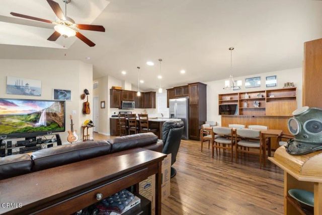 54 Copland 54, Ventura, CA 93003