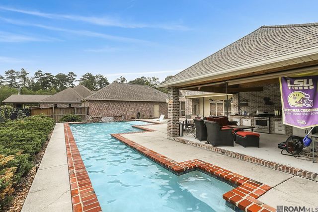 28927 Nottaway Dr, Livingston, LA 70754