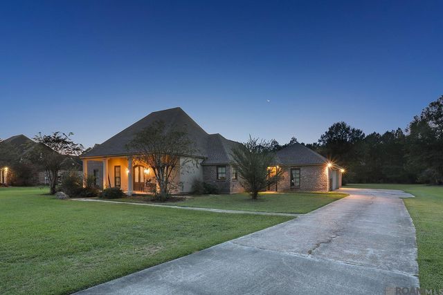 28927 Nottaway Dr, Livingston, LA 70754