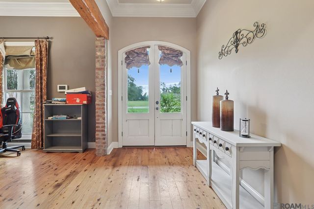 28927 Nottaway Dr, Livingston, LA 70754