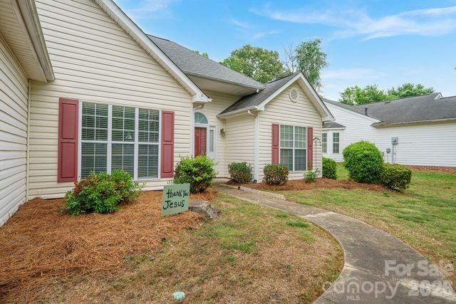 1236 Midlake Road, Kannapolis, NC 28083