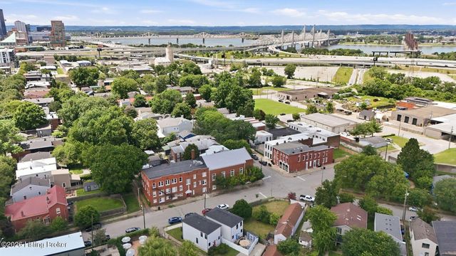 133 N Wenzel St, Louisville, KY 40206