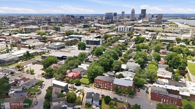 133 N Wenzel St, Louisville, KY 40206