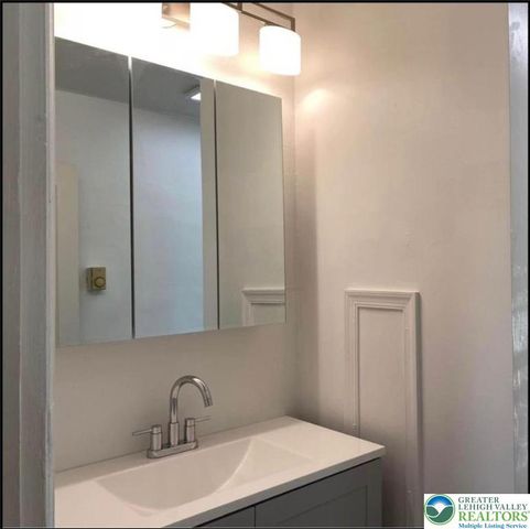 25 South 11th Street, Allentown City, PA 18102