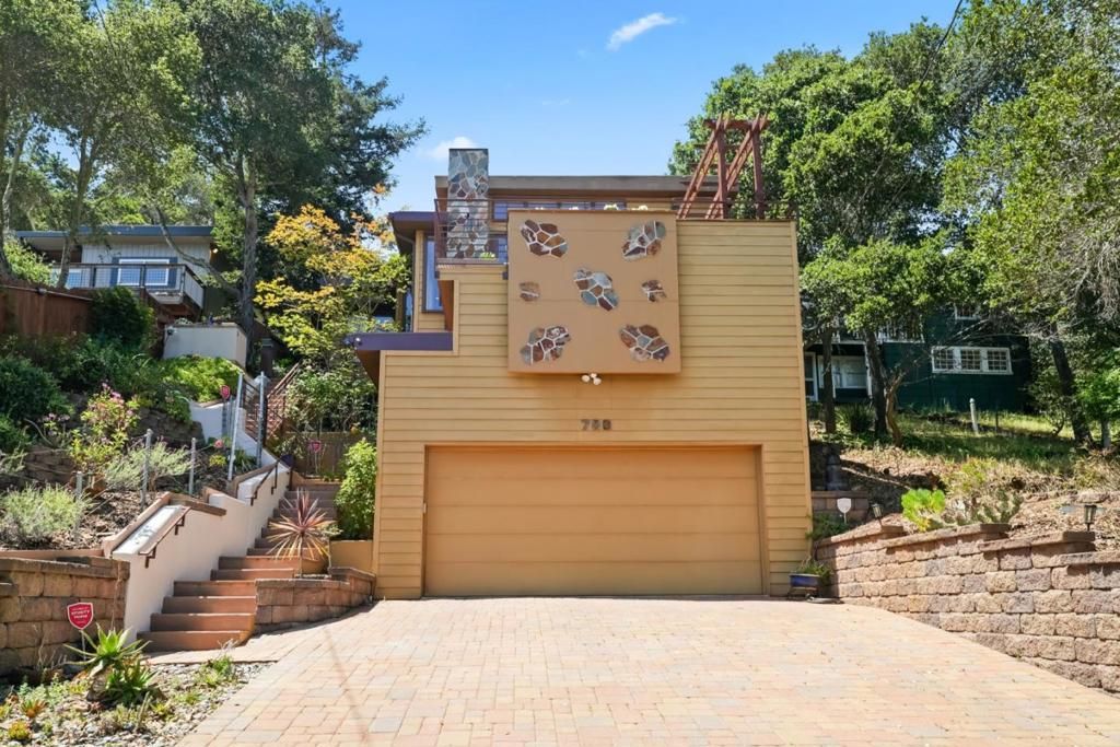 Image 1 of property listing at Address unavailable.