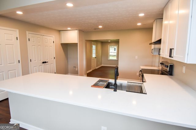 4464 Old Atlanta Rd, Griffin, GA 30223