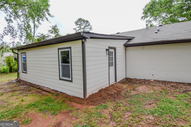 4464 Old Atlanta Rd, Griffin, GA 30223