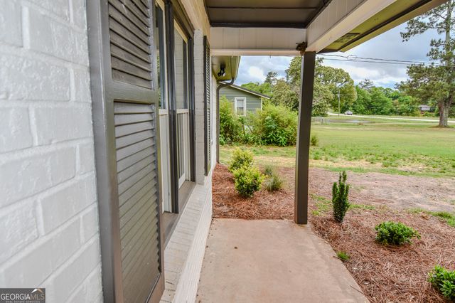 4464 Old Atlanta Rd, Griffin, GA 30223