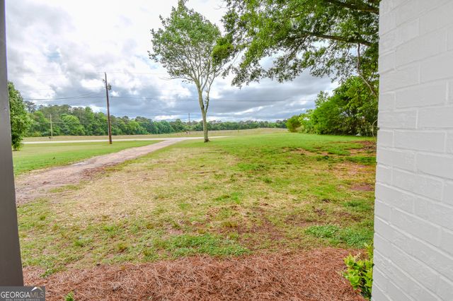 4464 Old Atlanta Rd, Griffin, GA 30223