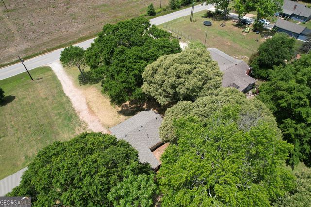 4464 Old Atlanta Rd, Griffin, GA 30223