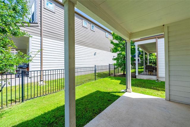 7501 Chesapeake Rail LN 208, Austin, TX 78744