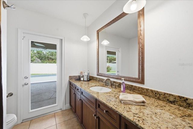 3042 SAMARA DRIVE, Tampa, FL 33618