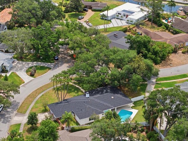 3042 SAMARA DRIVE, Tampa, FL 33618