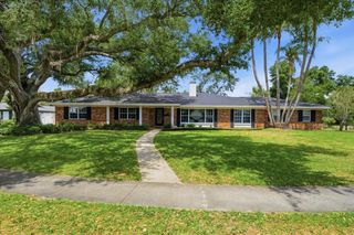 3042 SAMARA DRIVE, Tampa, FL 33618