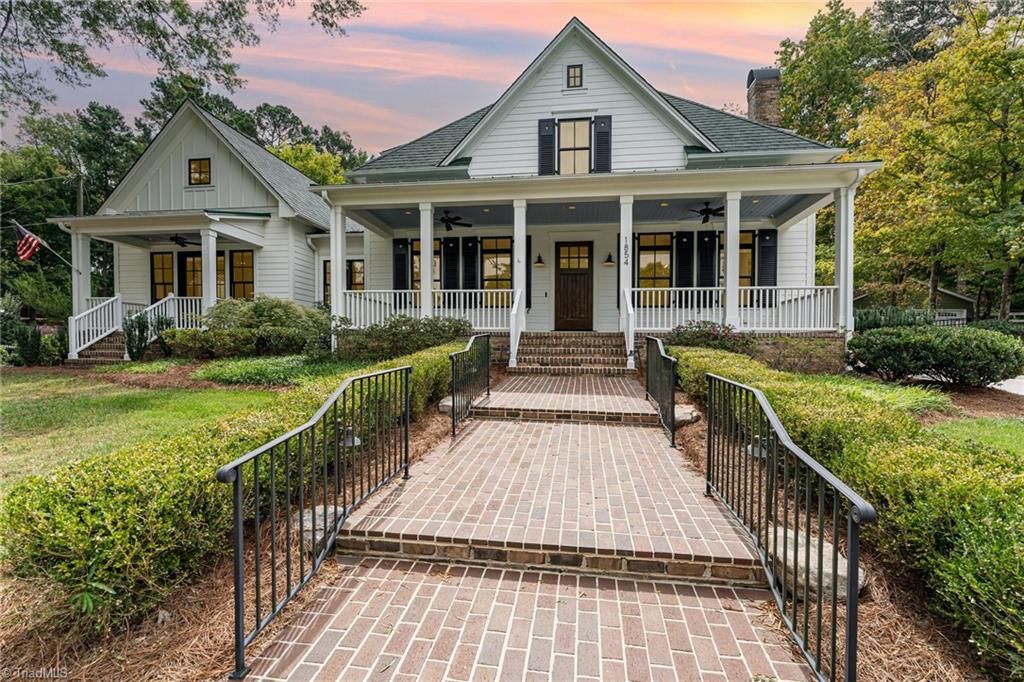 1854 Runnymede Road, Winston-salem, NC 27104
