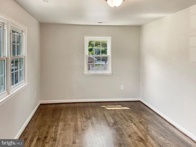 4160 NICHOLS CT, Dumfries, VA 22026