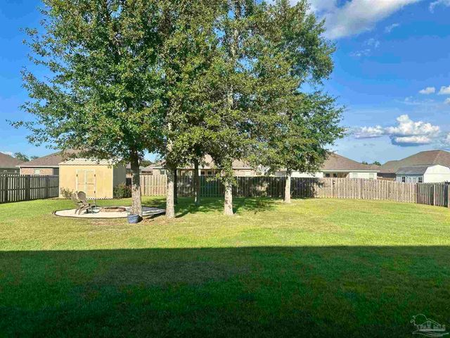 320 Nowak Rd, Cantonment, FL 32533