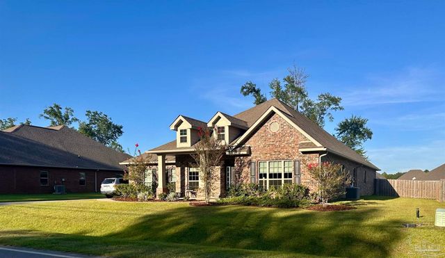 320 Nowak Rd, Cantonment, FL 32533