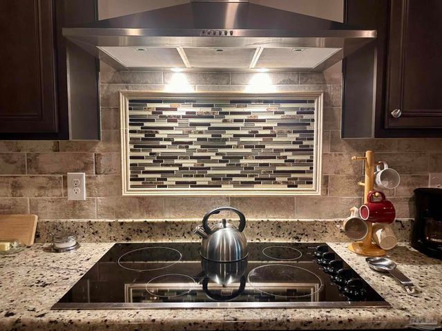 320 Nowak Rd, Cantonment, FL 32533