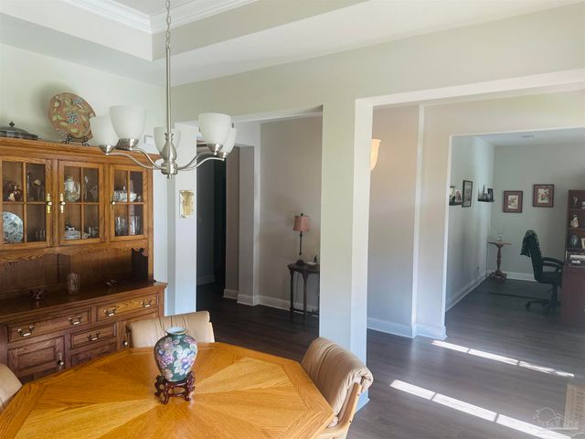 320 Nowak Rd, Cantonment, FL 32533
